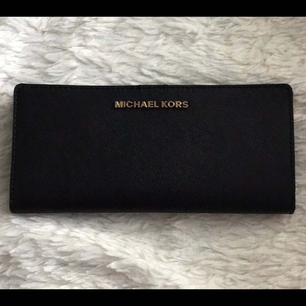 Black Michael Kors wallet